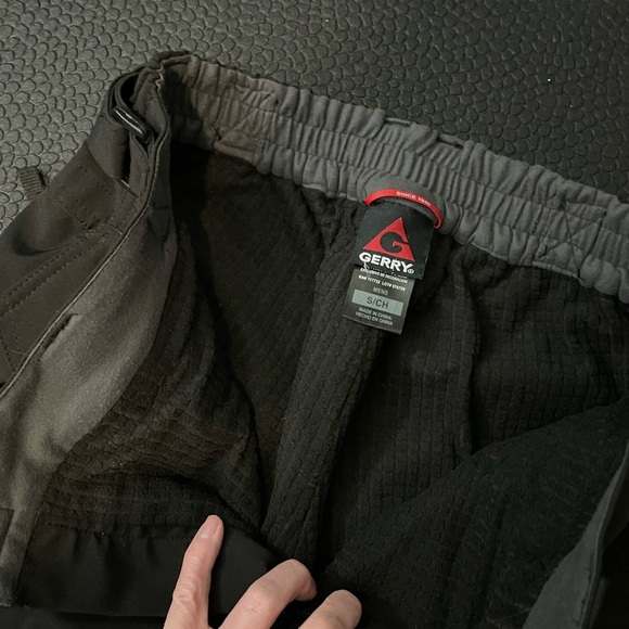 Gerry Men’s Cargo Black Snow‎ Pants Size small - Picture 10 of 13